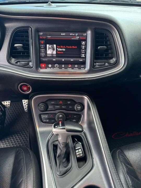 2018 Dodge Challenger SRT8 & 392 3rd Gen - Image 10 of 13
