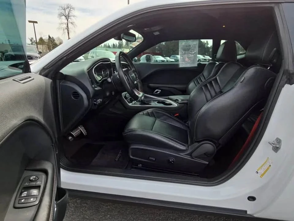 2018 Dodge Challenger - Image 7 of 11