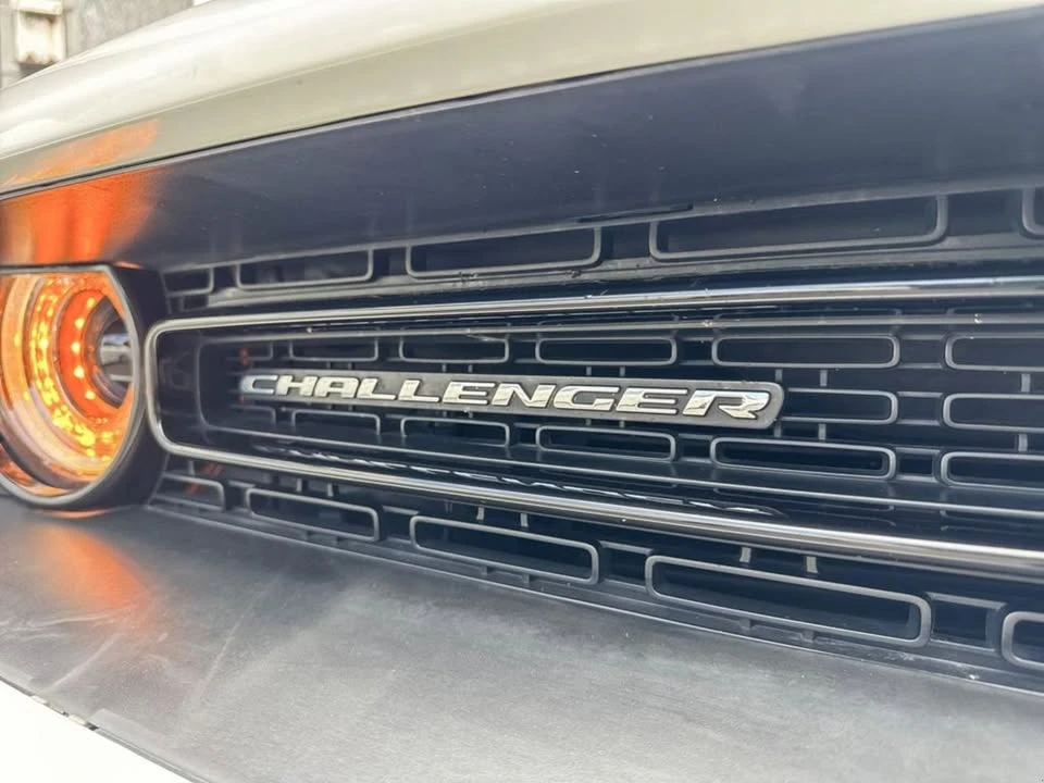 2018 Dodge Challenger SRT8 & 392 3rd Gen - Image 9 of 20