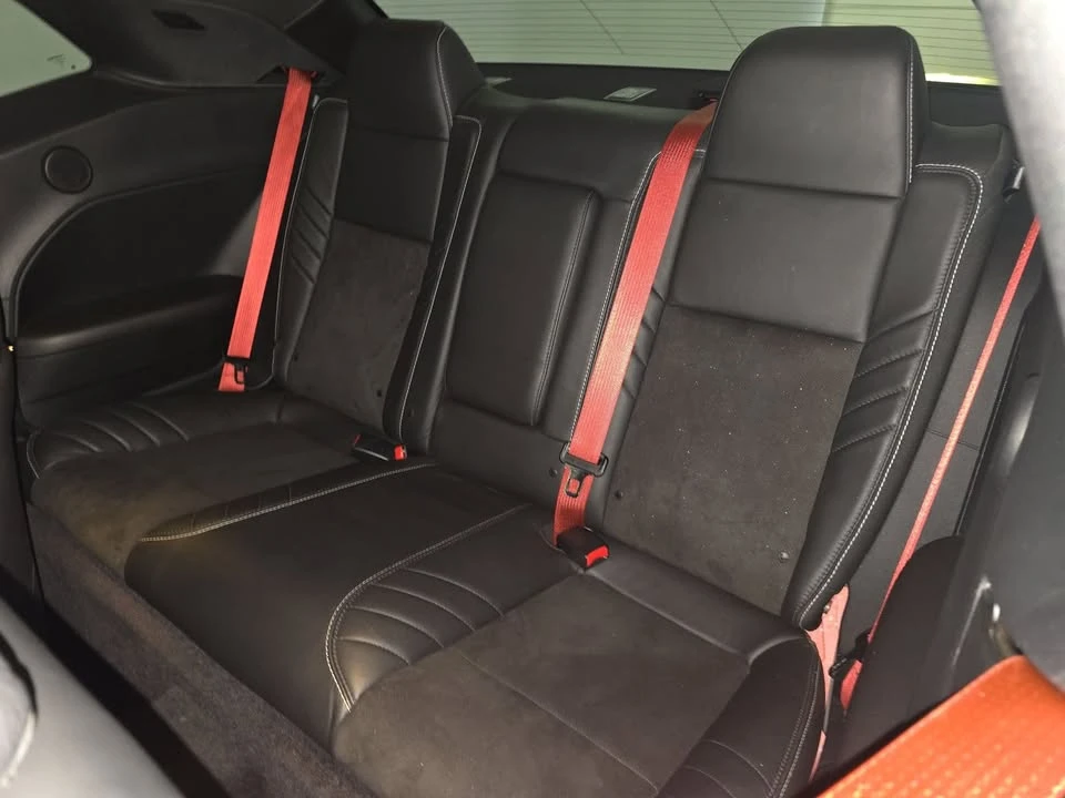 2018 Dodge Challenger - Image 12 of 15