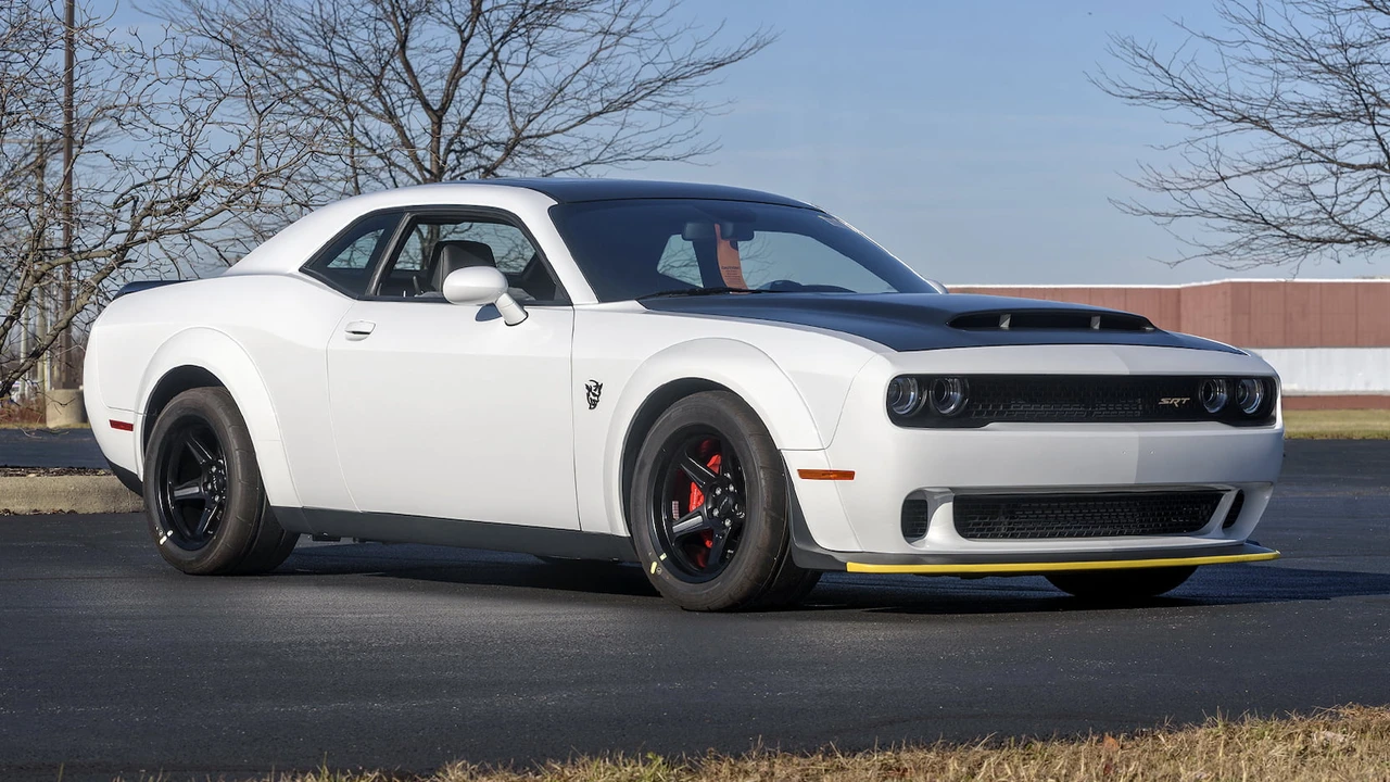 2018 Dodge Challenger SRT Demon & Super Stock 3rd Gen - Image 12 of 31