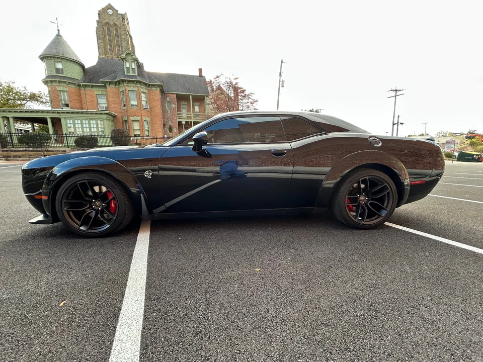 2018 Dodge Challenger SRT Hellcat 3rd Gen - Image 10 of 10