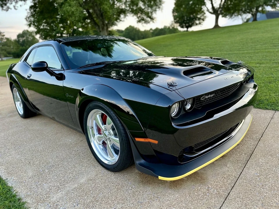 2018 Dodge Challenger SRT Hellcat 3rd Gen - Image 18 of 21