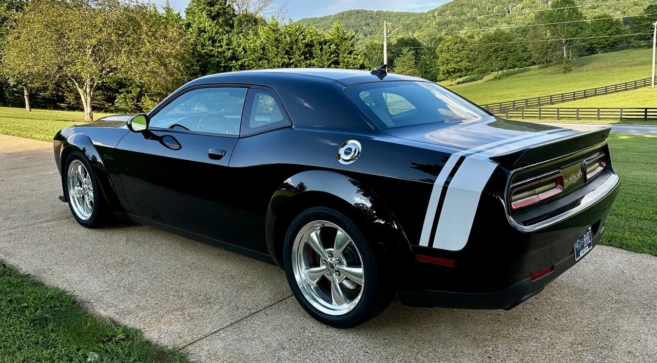2018 Dodge Challenger SRT Hellcat 3rd Gen - Image 8 of 21