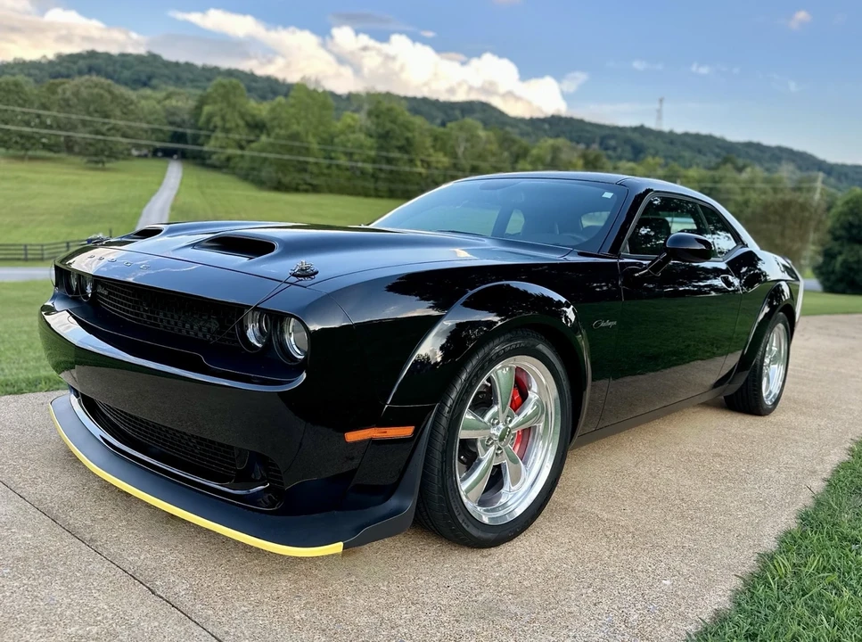 2018 Dodge Challenger SRT Hellcat 3rd Gen - Image 17 of 21