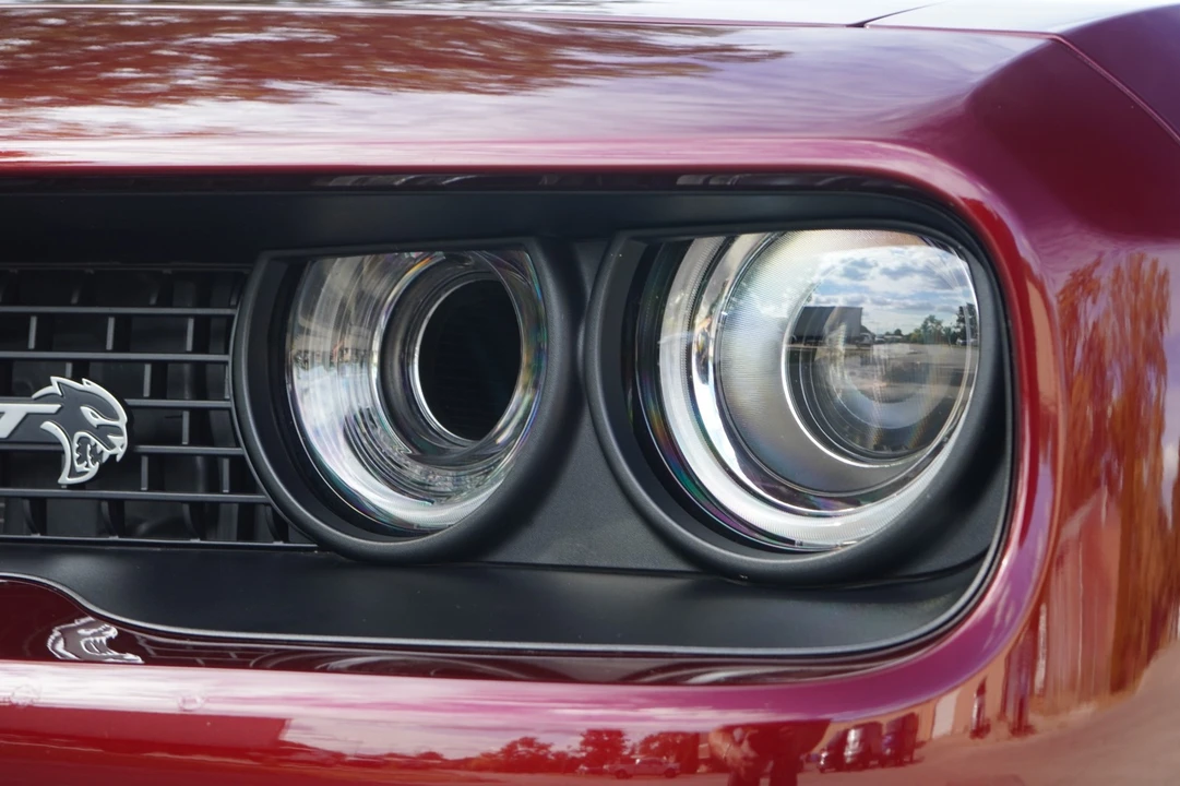 2018 Dodge Challenger SRT Hellcat 3rd Gen - Image 15 of 21