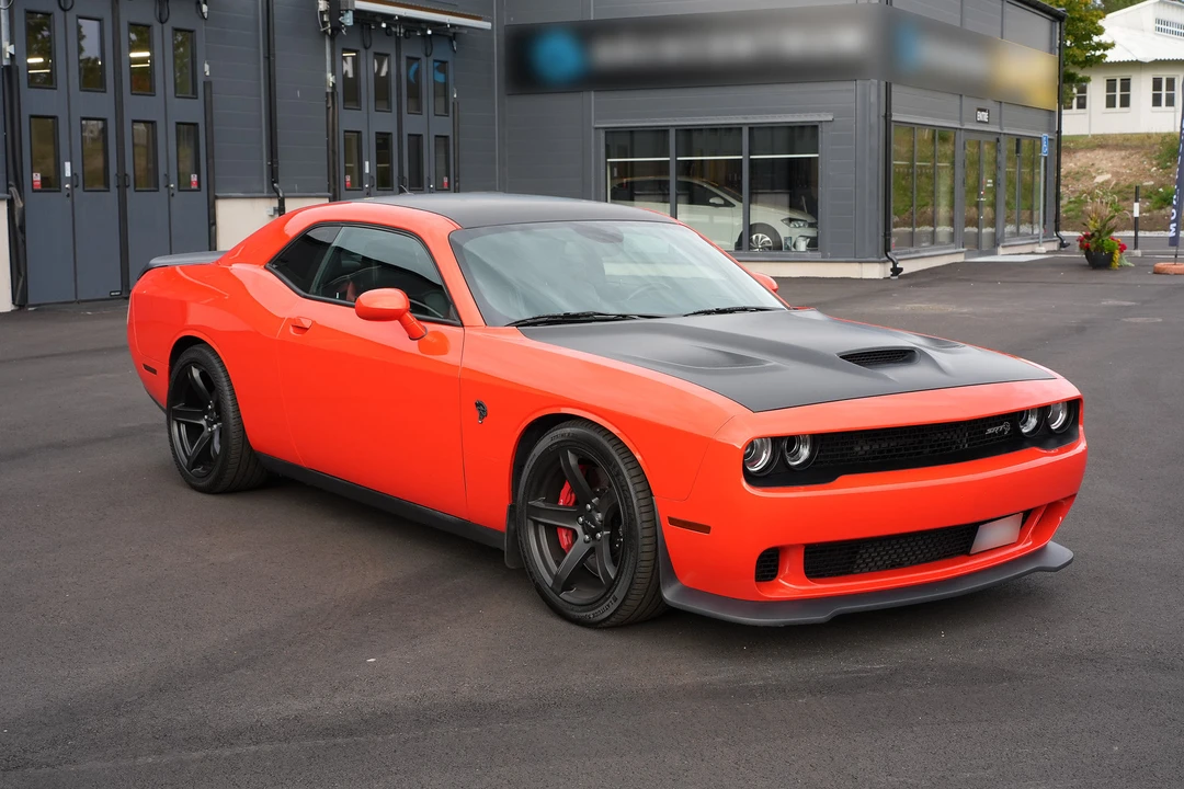 2018 Dodge Challenger SRT Hellcat 3rd Gen - Image 10 of 31