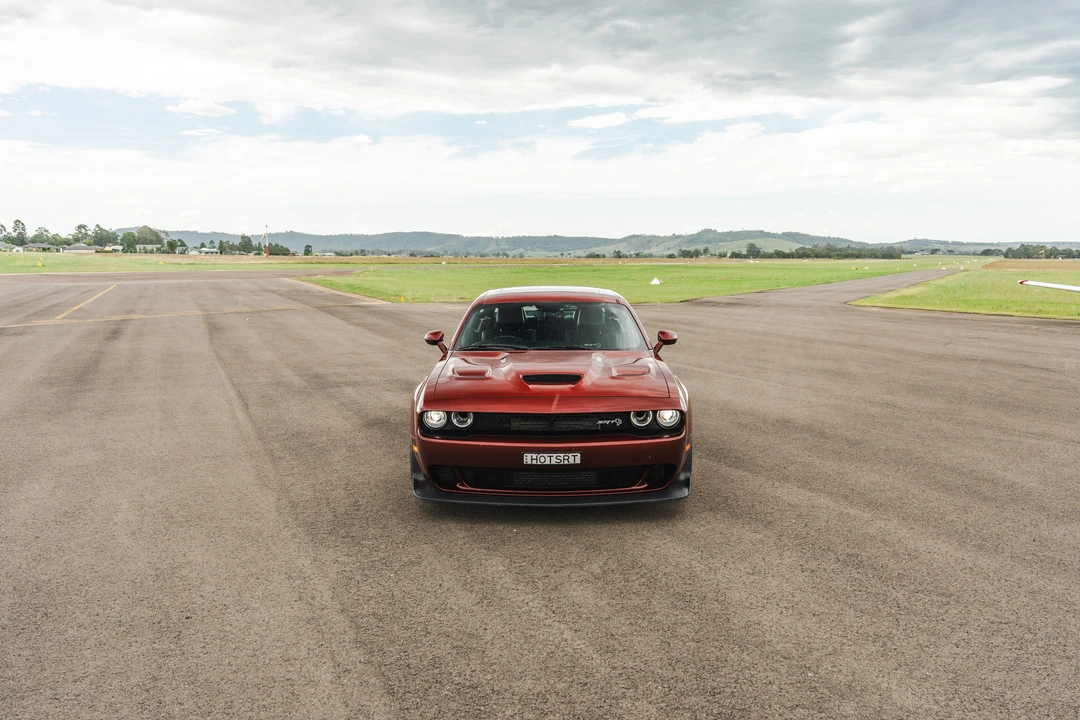 2018 Dodge Challenger SRT Hellcat 3rd Gen - Image 9 of 31