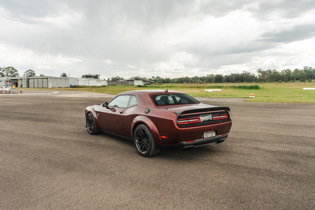 2018 Dodge Challenger SRT Hellcat 3rd Gen - Image 12 of 31