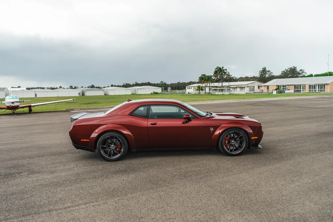 2018 Dodge Challenger SRT Hellcat 3rd Gen - Image 8 of 31