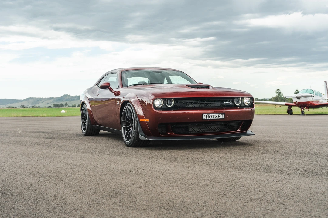 2018 Dodge Challenger SRT Hellcat 3rd Gen - Image 15 of 31