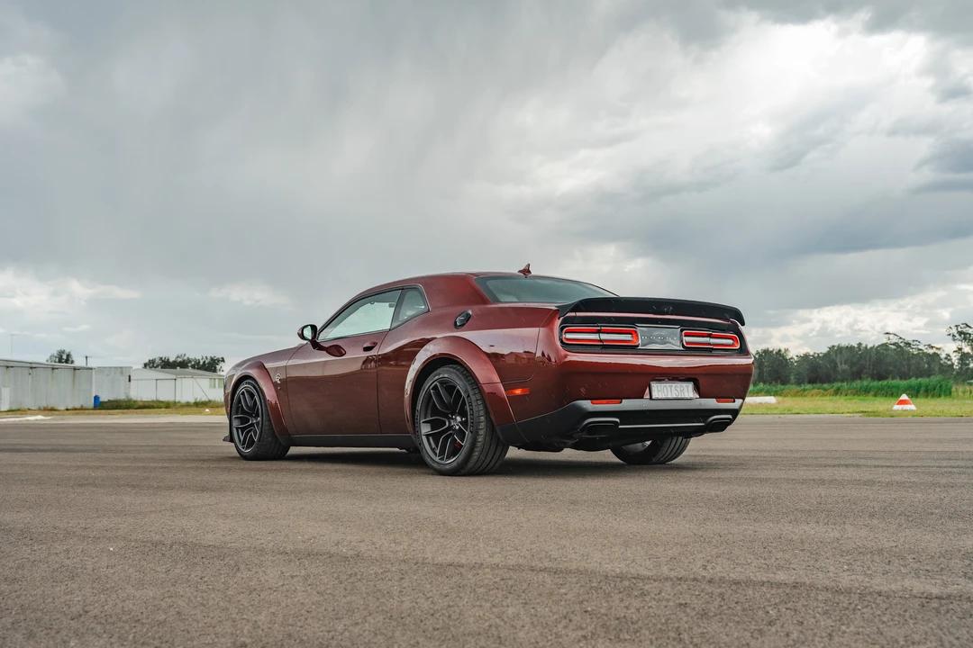 2018 Dodge Challenger SRT Hellcat 3rd Gen - Image 5 of 31