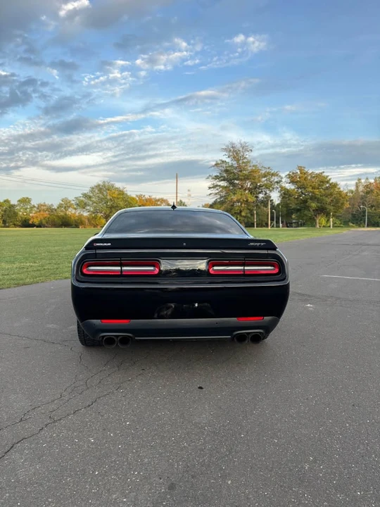 2018 Dodge Challenger SRT Hellcat 3rd Gen - Image 4 of 15