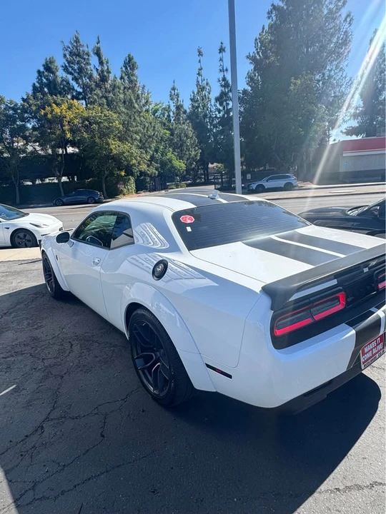 2018 Dodge Challenger SRT Hellcat 3rd Gen - Image 7 of 13
