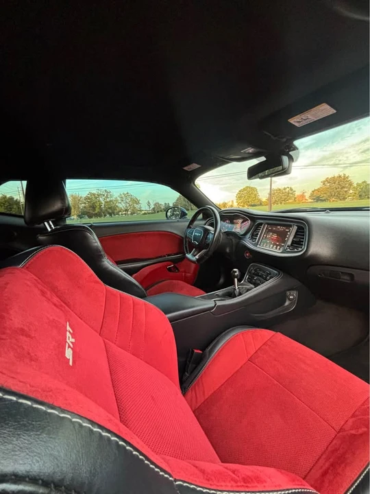 2018 Dodge Challenger SRT Hellcat 3rd Gen - Image 12 of 15