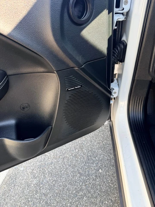2018 Dodge Challenger SRT Hellcat 3rd Gen - Image 9 of 10
