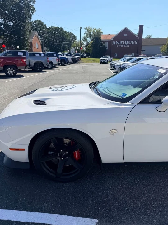 2018 Dodge Challenger SRT Hellcat 3rd Gen - Image 2 of 10
