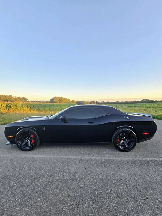 2018 Dodge Challenger SRT Hellcat 3rd Gen - Image 2 of 17