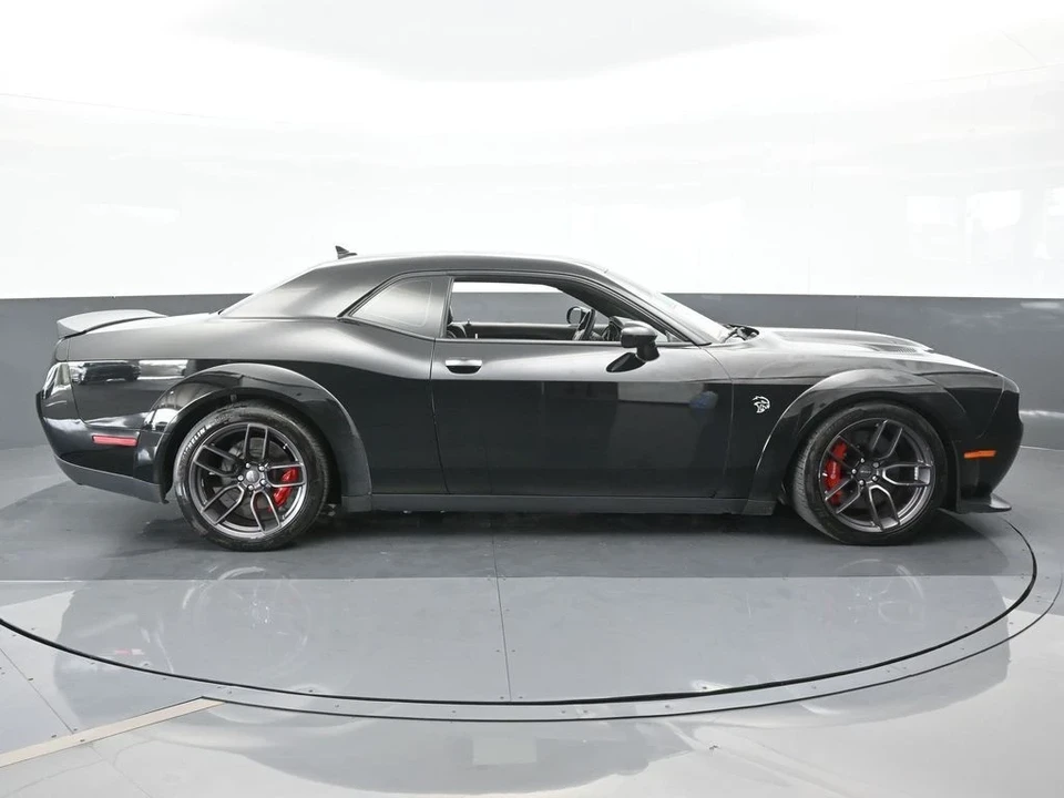 2018 Dodge Challenger SRT Hellcat 3rd Gen - Image 7 of 12