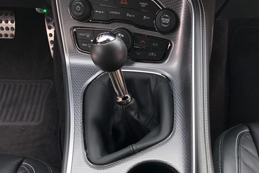 2018 Dodge Challenger SRT Hellcat 3rd Gen - Image 28 of 31