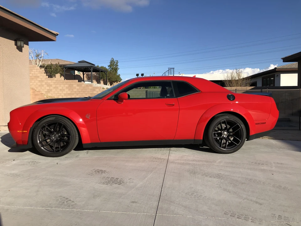 2018 Dodge Challenger SRT Hellcat 3rd Gen - Image 13 of 31
