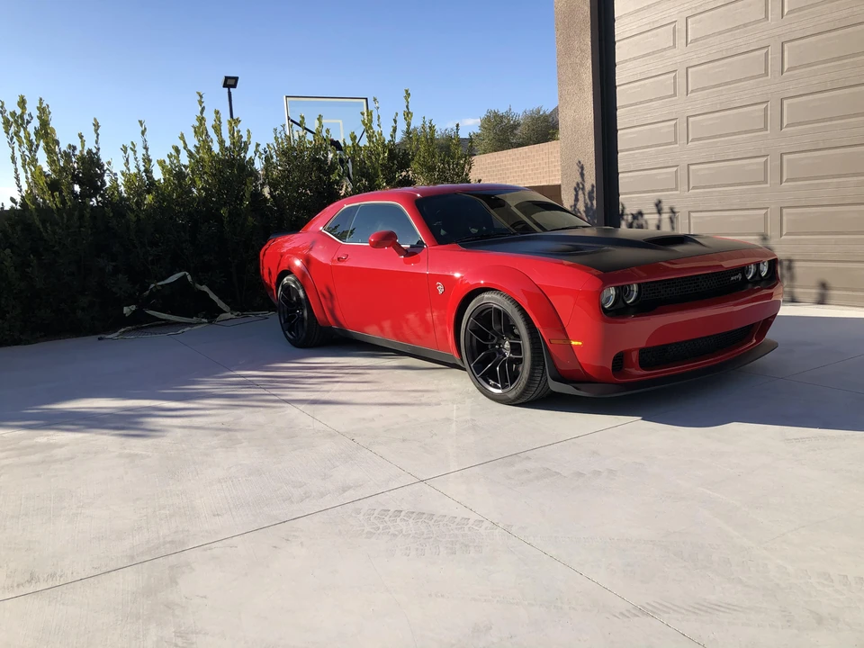 2018 Dodge Challenger SRT Hellcat 3rd Gen - Image 19 of 31