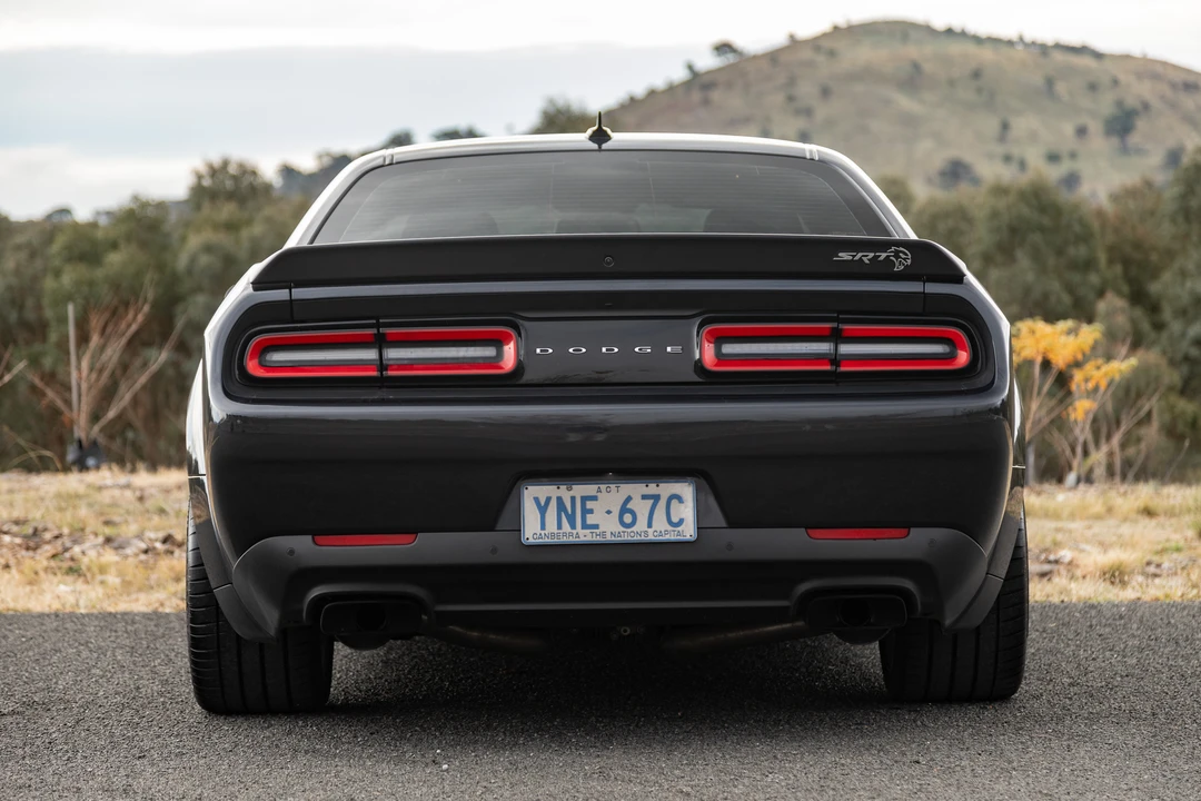 2018 Dodge Challenger SRT Hellcat 3rd Gen - Image 14 of 31