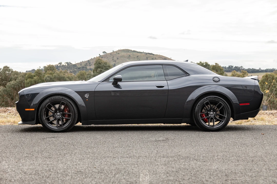2018 Dodge Challenger SRT Hellcat 3rd Gen - Image 12 of 31