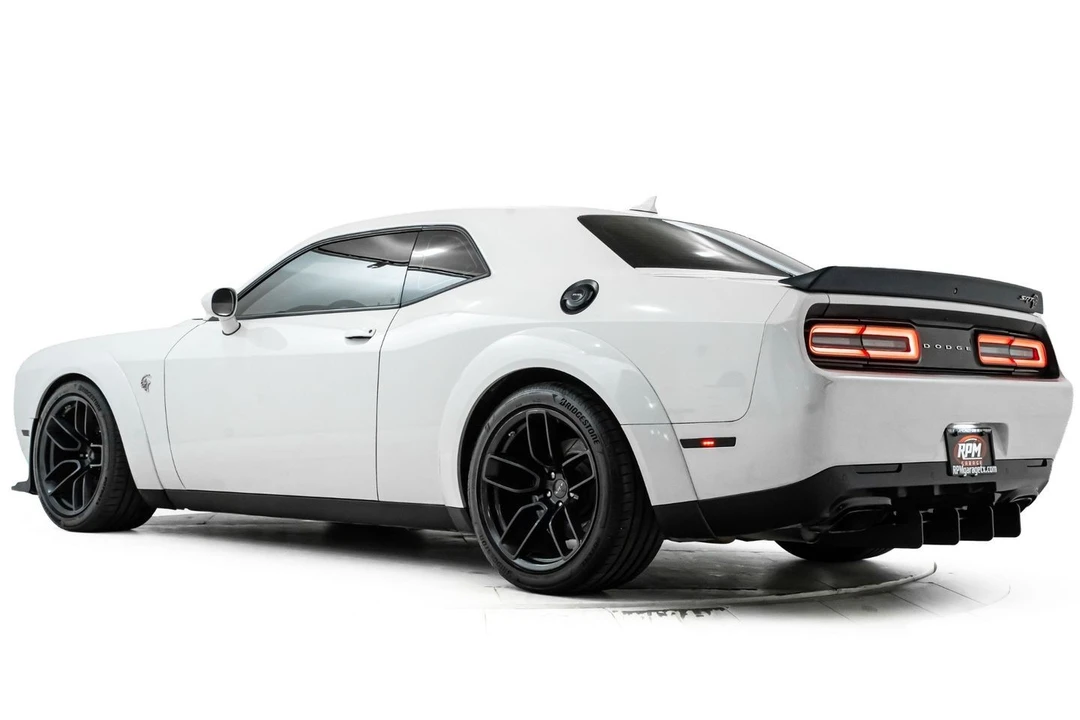 2018 Dodge Challenger SRT Hellcat 3rd Gen - Image 12 of 31