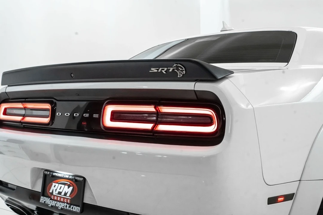 2018 Dodge Challenger SRT Hellcat 3rd Gen - Image 14 of 31
