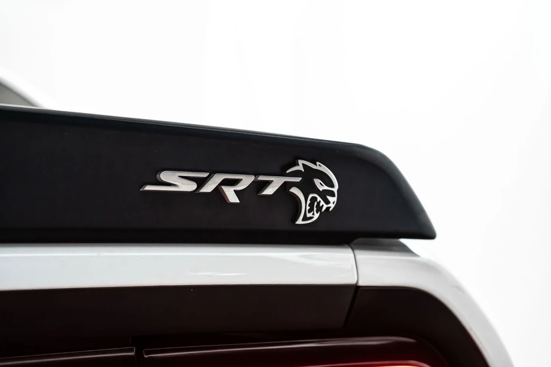 2018 Dodge Challenger SRT Hellcat 3rd Gen - Image 15 of 31