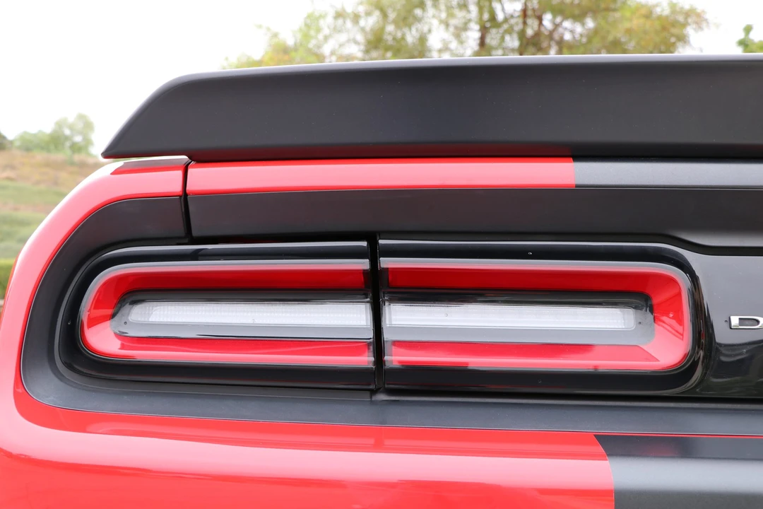 2018 Dodge Challenger SRT Hellcat 3rd Gen - Image 27 of 31