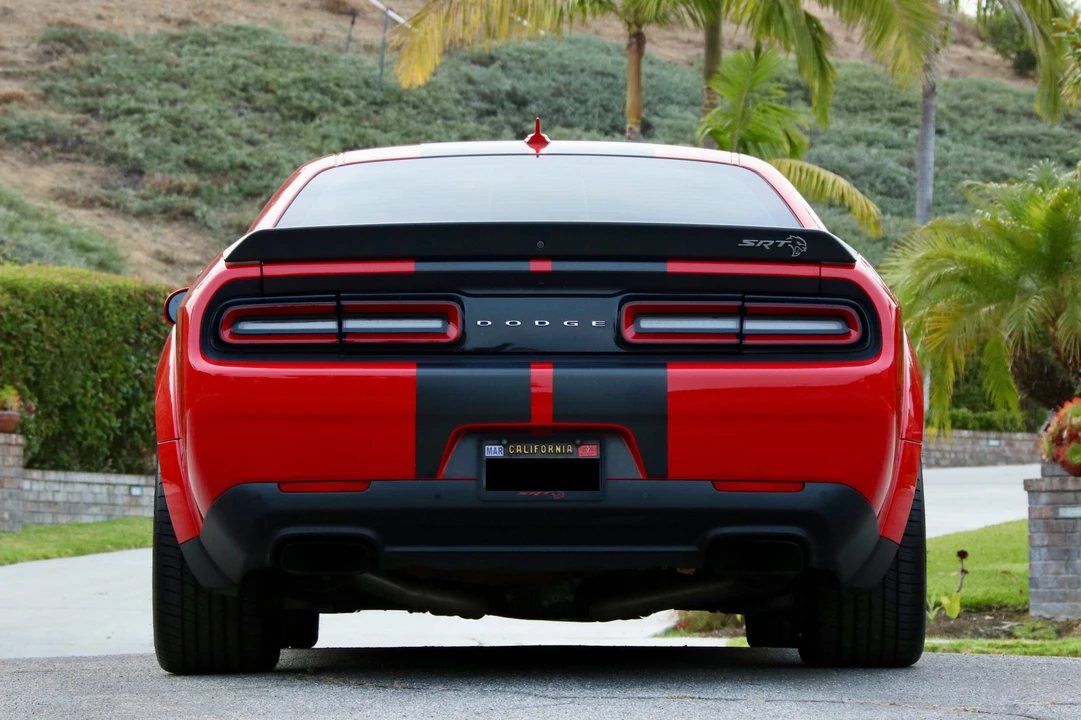 2018 Dodge Challenger SRT Hellcat 3rd Gen - Image 7 of 31