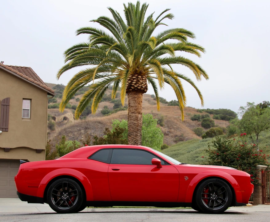 2018 Dodge Challenger SRT Hellcat 3rd Gen - Image 5 of 31