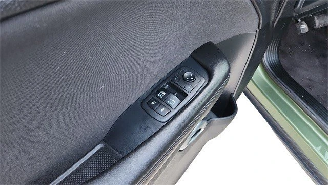 2018 Dodge Challenger 3rd Gen - Image 19 of 20