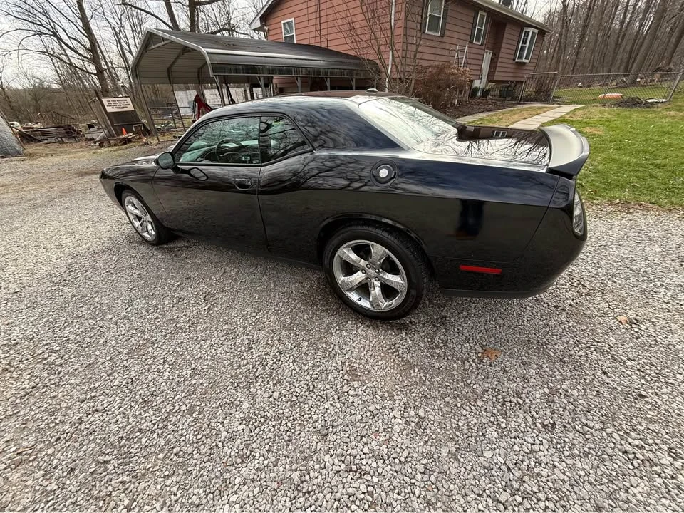 2018 Dodge Challenger 3rd Gen - Image 2 of 11