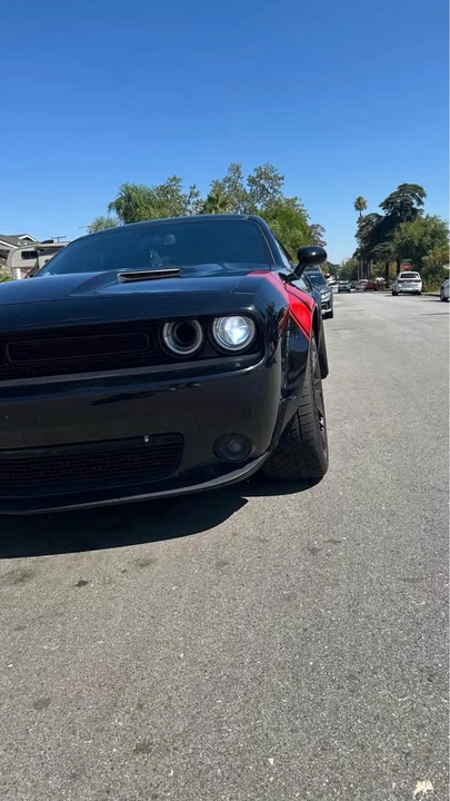 2018 Dodge Challenger 3rd Gen - Image 2 of 5