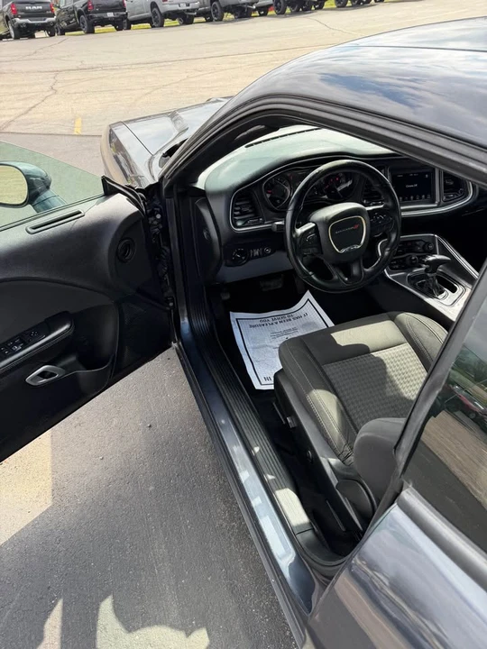 2018 Dodge Challenger 3rd Gen - Image 8 of 12