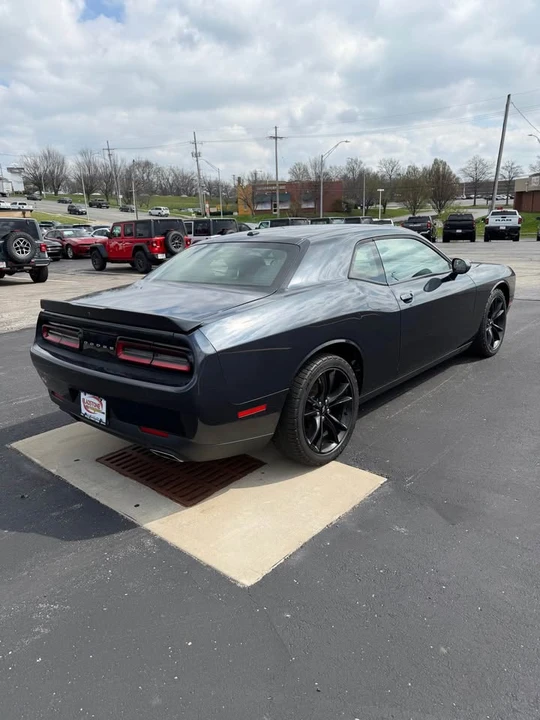 2018 Dodge Challenger 3rd Gen - Image 5 of 12