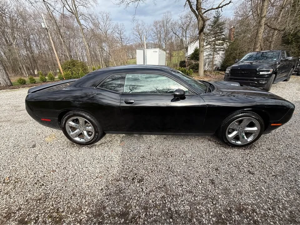 2018 Dodge Challenger 3rd Gen - Image 10 of 11
