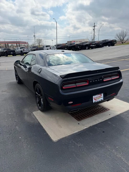 2018 Dodge Challenger 3rd Gen - Image 7 of 12
