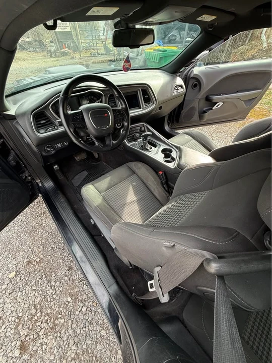 2018 Dodge Challenger 3rd Gen - Image 3 of 11