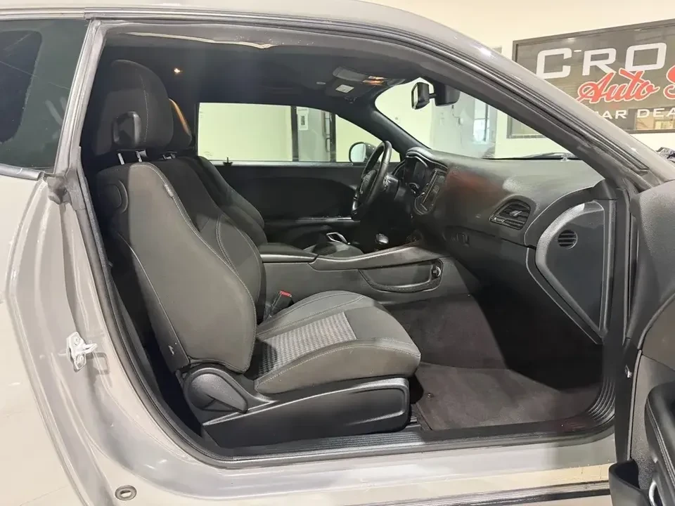 2018 Dodge Challenger 3rd Gen - Image 15 of 20