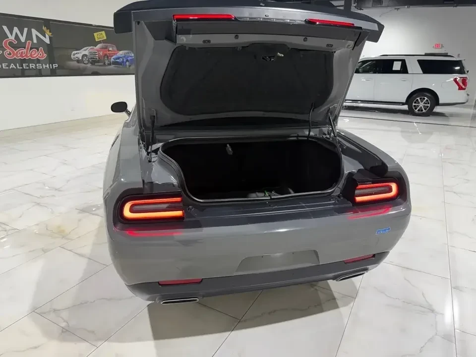 2018 Dodge Challenger 3rd Gen - Image 13 of 20