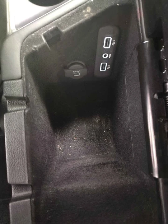 2018 Dodge Challenger 3rd Gen - Image 9 of 10