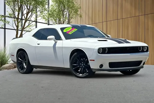 2018 Dodge Challenger SXT