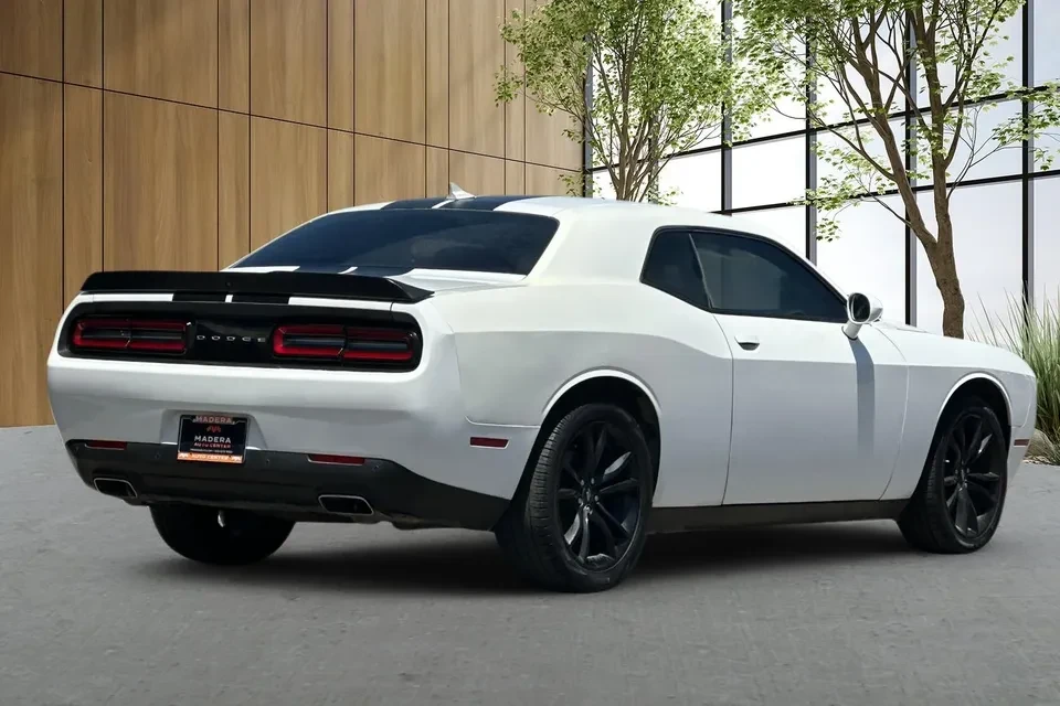 2018 Dodge Challenger 3rd Gen - Image 2 of 7