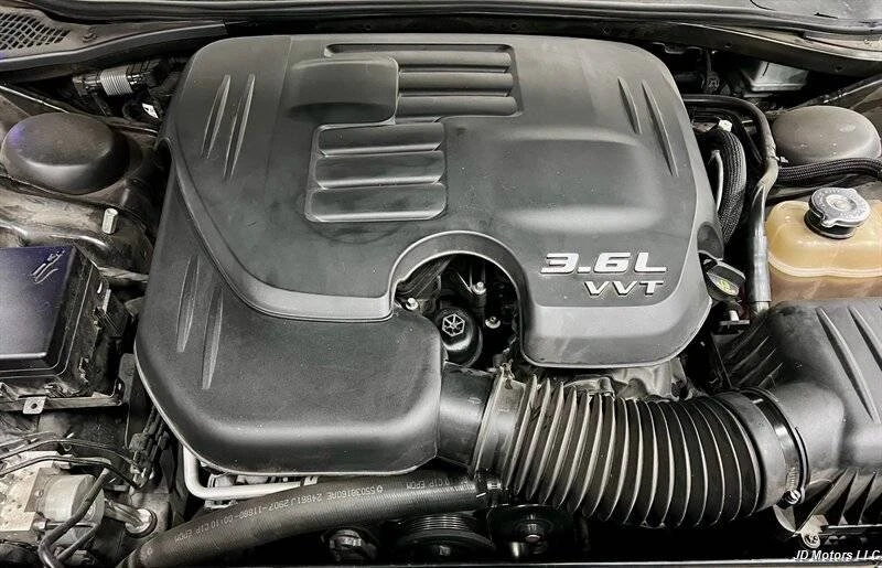 2018 Dodge Challenger 3rd Gen - Image 6 of 10