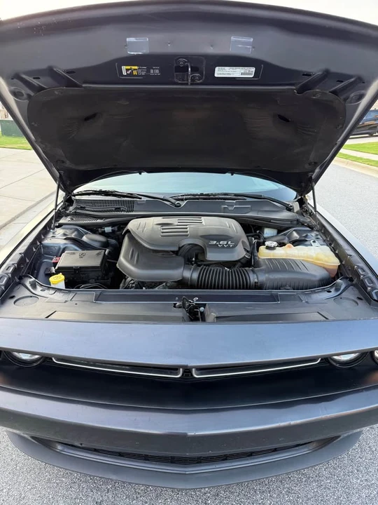 2018 Dodge Challenger 3rd Gen - Image 15 of 19