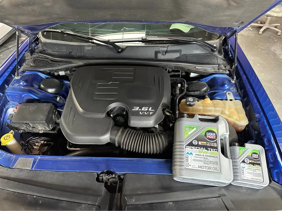 2018 Dodge Challenger 3rd Gen - Image 12 of 13